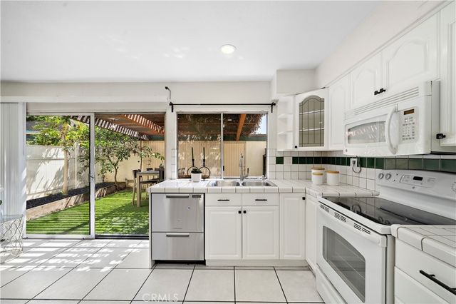 16112 Mount Musala Court, Fountain Valley, CA 92708