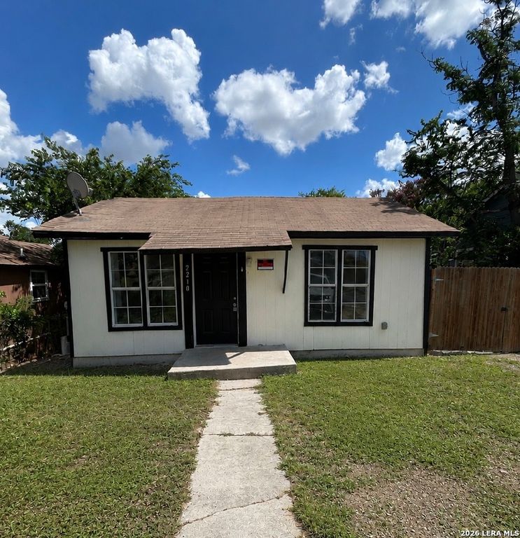 2210 MARTIN LUTHER KING DR, San Antonio, TX 78203