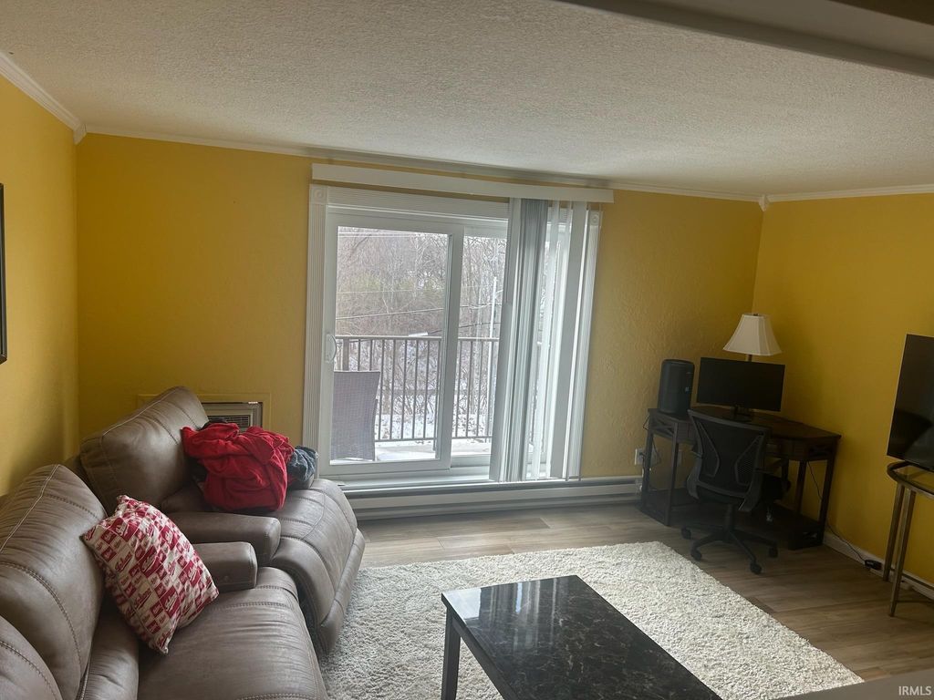 2937 Westbrook Dr Apt A412, Fort Wayne, IN 46805