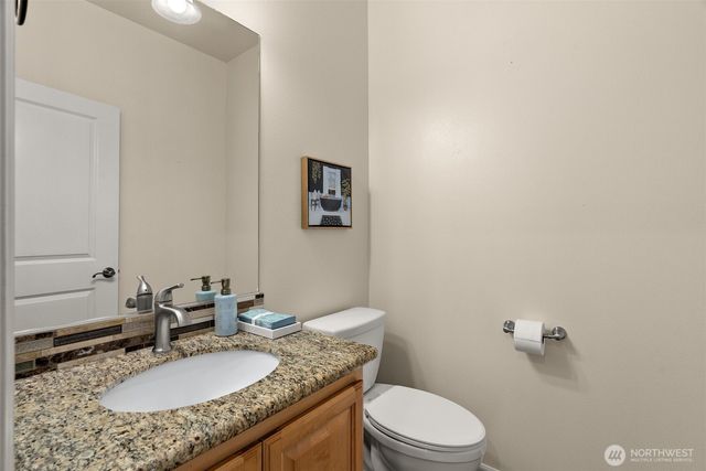 8010 Wenatchee Place NW, Silverdale, WA 98383