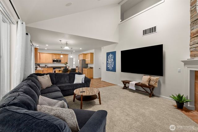 8010 Wenatchee Place NW, Silverdale, WA 98383