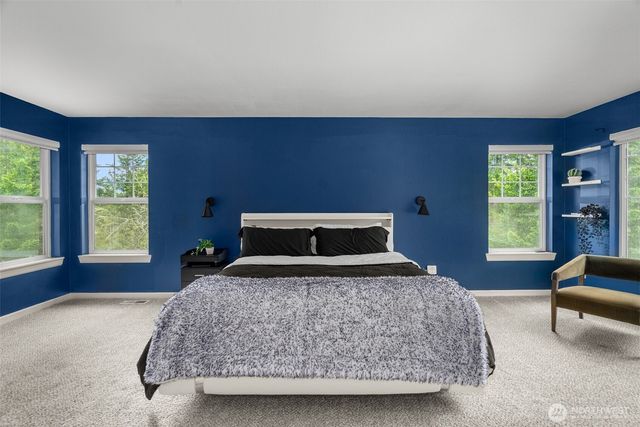 8010 Wenatchee Place NW, Silverdale, WA 98383