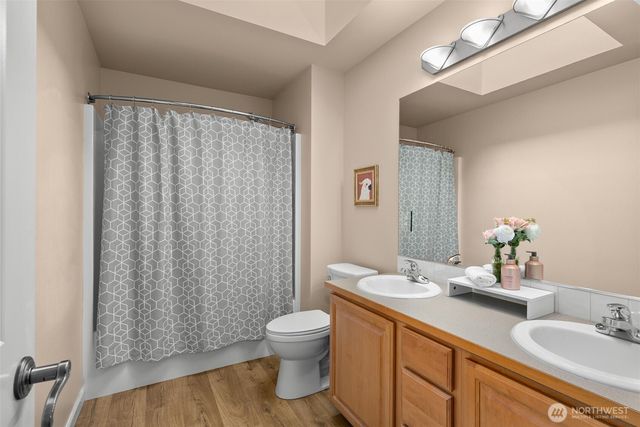 8010 Wenatchee Place NW, Silverdale, WA 98383