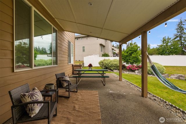 8010 Wenatchee Place NW, Silverdale, WA 98383