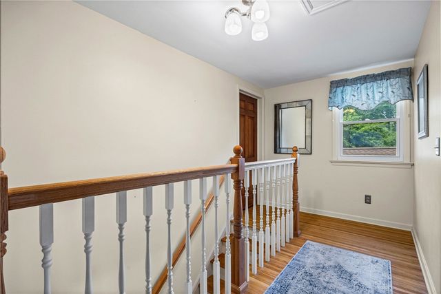 159 Ledgerock Lane, Brighton, NY 14618