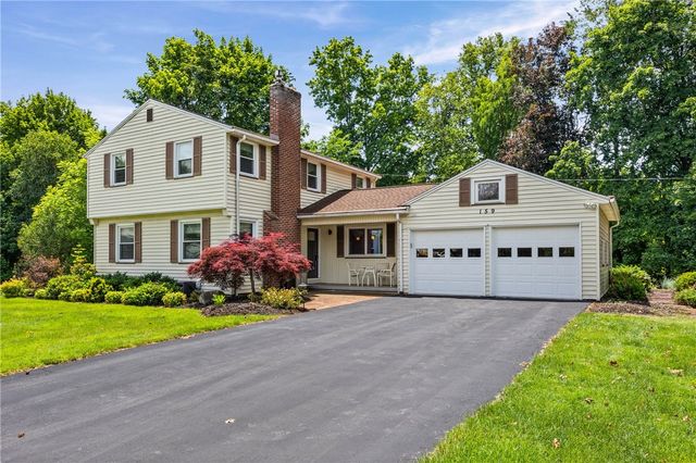 159 Ledgerock Lane, Brighton, NY 14618
