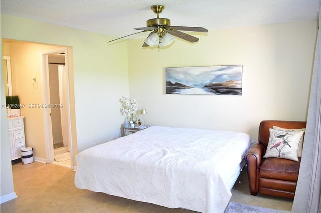 9020 Sunrise Lakes Boulevard 304, Sunrise, FL 33322