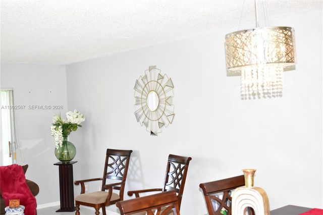 9020 Sunrise Lakes Boulevard 304, Sunrise, FL 33322