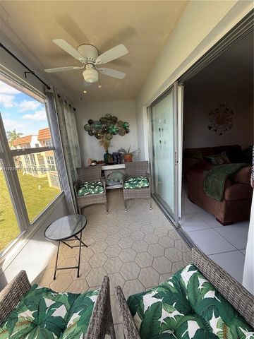 9020 Sunrise Lakes Boulevard 304, Sunrise, FL 33322