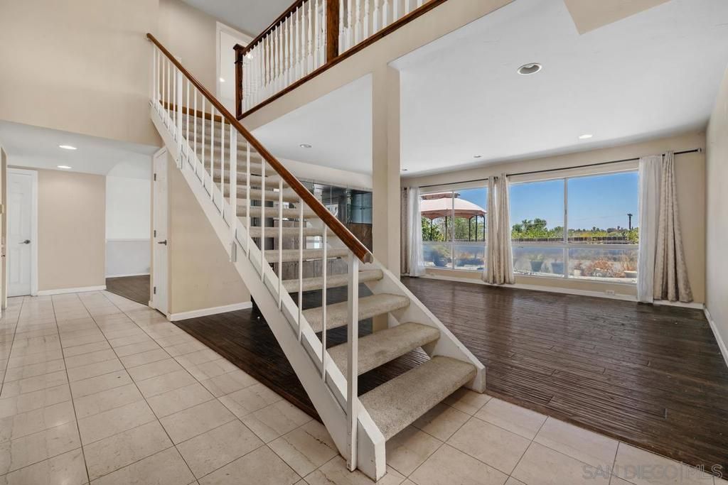 6232 Lake Athabaska Pl, San Diego, CA 92119 — photo 4