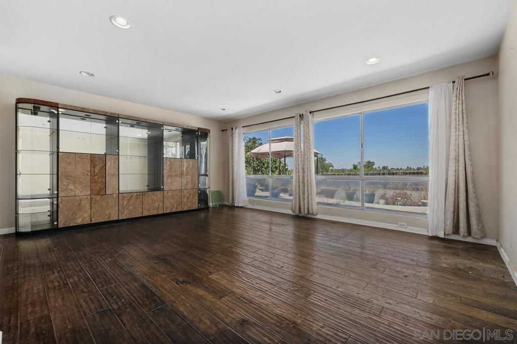 6232 Lake Athabaska Pl, San Diego, CA 92119 — photo 5