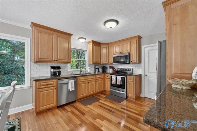 1506 Toney Drive SE, Huntsville, AL 35802