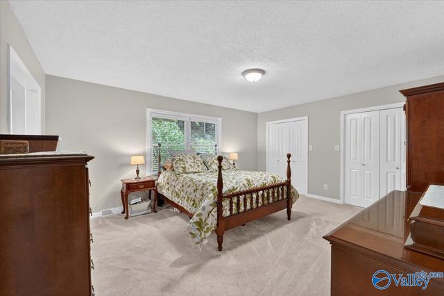 1506 Toney Drive SE, Huntsville, AL 35802