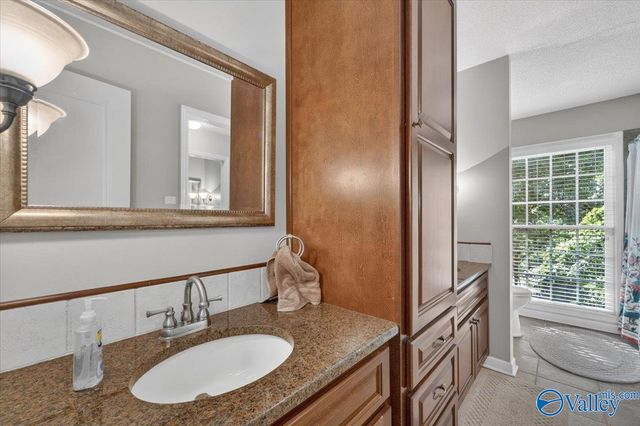 1506 Toney Drive SE, Huntsville, AL 35802