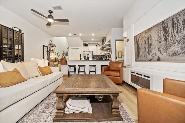 10070 TRUMPET HONEYSUCKLE WAY, Wesley Chapel, FL 33545