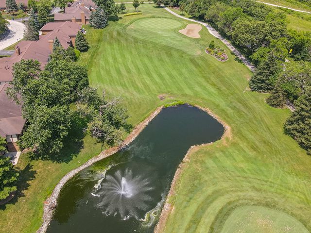 7737 W Golf Drive 302, Palos Heights, IL 60463