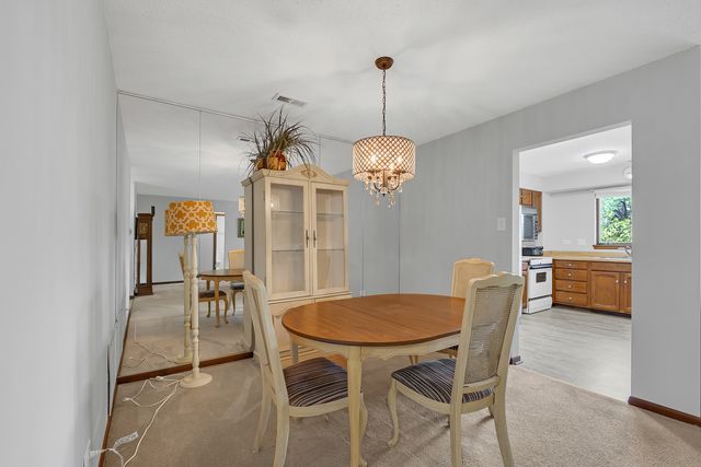 7737 W Golf Drive 302, Palos Heights, IL 60463