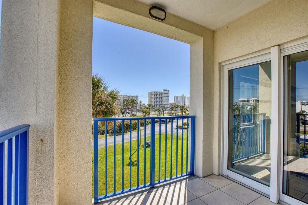 Image 26 of property listing at 5300 S ATLANTIC AVENUE 3-301, New Smyrna Beach, FL 32169
