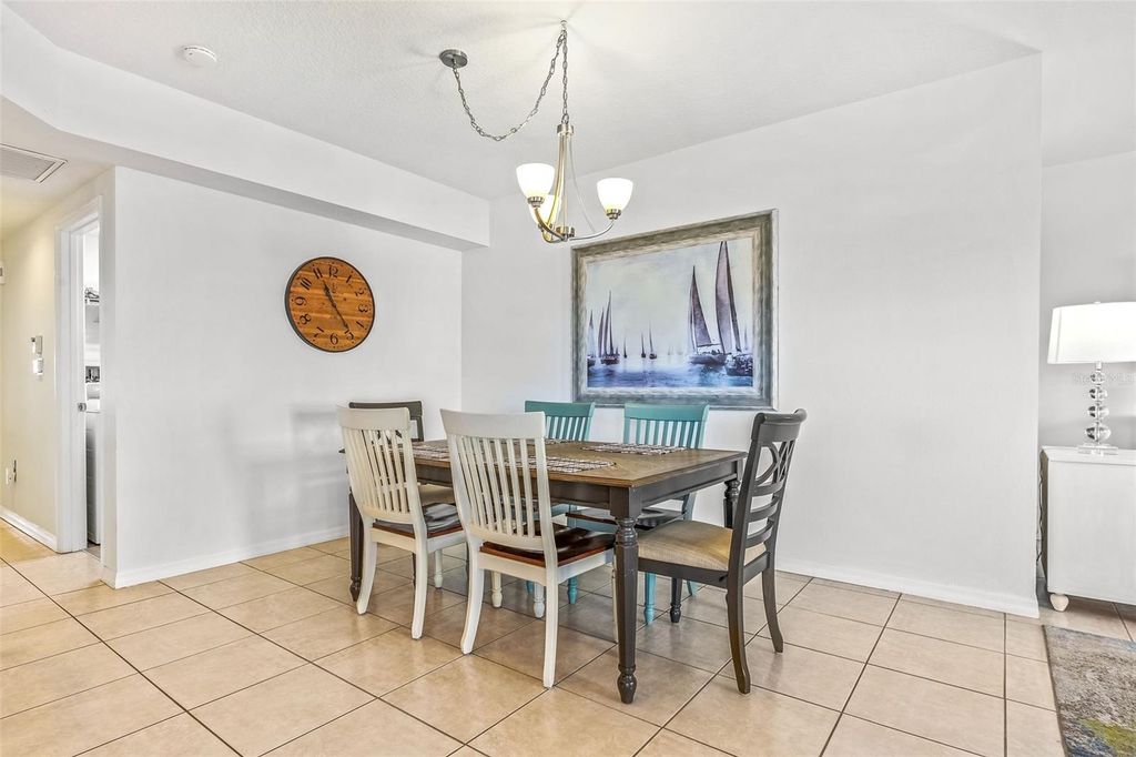 Image 7 of property listing at 5300 S ATLANTIC AVENUE 3-301, New Smyrna Beach, FL 32169