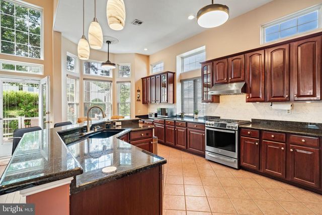 74 MIRAGE BLVD, Barnegat, NJ 08005