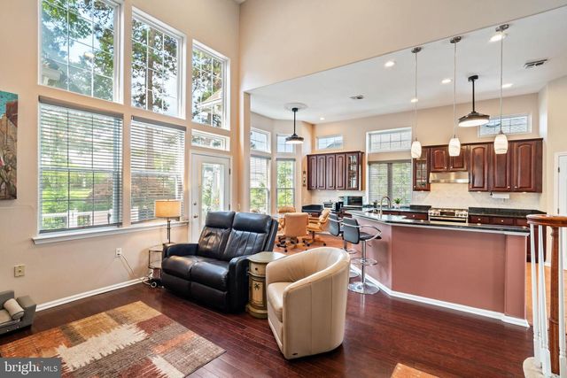 74 MIRAGE BLVD, Barnegat, NJ 08005