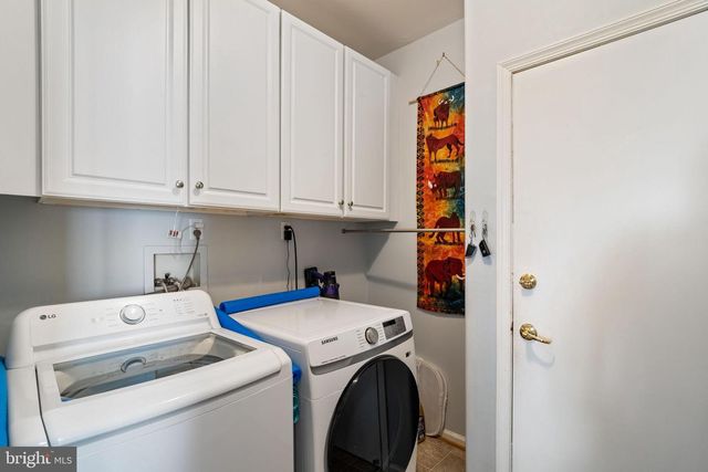 74 MIRAGE BLVD, Barnegat, NJ 08005