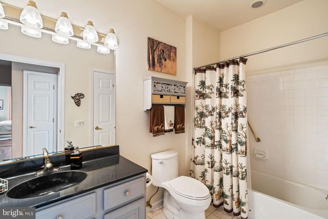 74 MIRAGE BLVD, Barnegat, NJ 08005