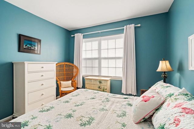 74 MIRAGE BLVD, Barnegat, NJ 08005