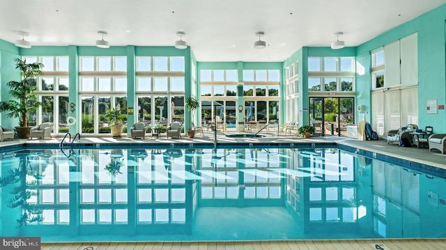 74 MIRAGE BLVD, Barnegat, NJ 08005