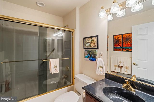 74 MIRAGE BLVD, Barnegat, NJ 08005