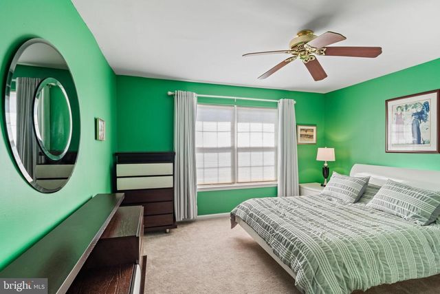 74 MIRAGE BLVD, Barnegat, NJ 08005