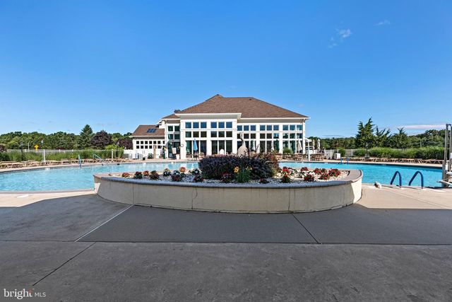 74 MIRAGE BLVD, Barnegat, NJ 08005