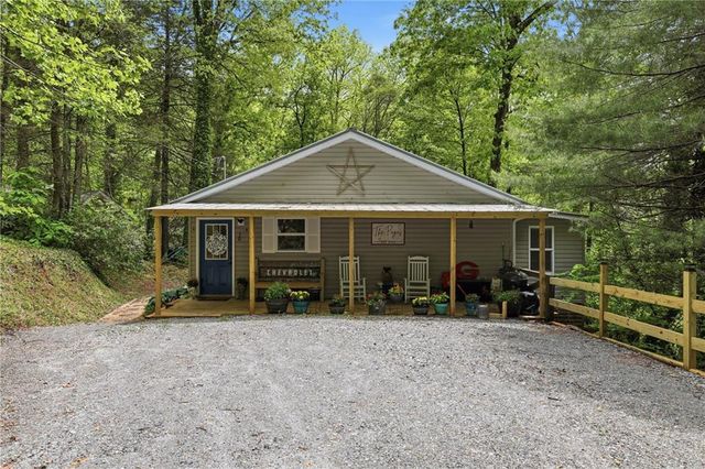 10 Florida Avenue, Clayton, GA 30525