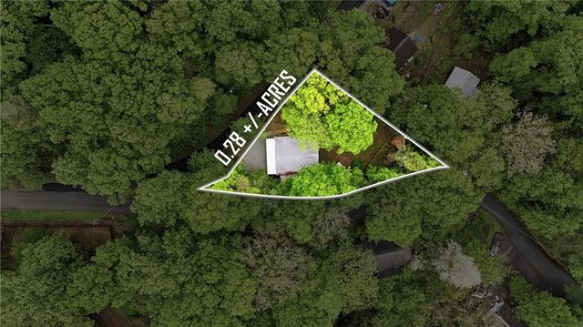 10 Florida Avenue, Clayton, GA 30525