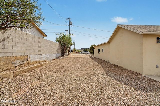 452 W Ray Street, Superior, AZ 85173