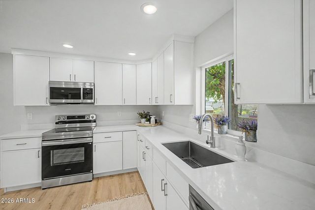 452 W Ray Street, Superior, AZ 85173