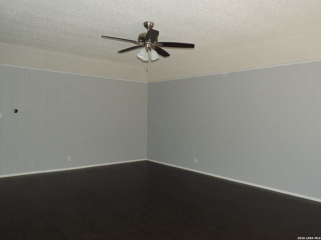 5845 Royal Bnd, San Antonio, TX 78239