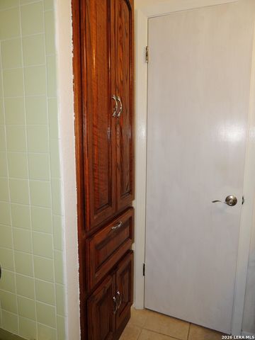 5845 Royal Bnd, San Antonio, TX 78239