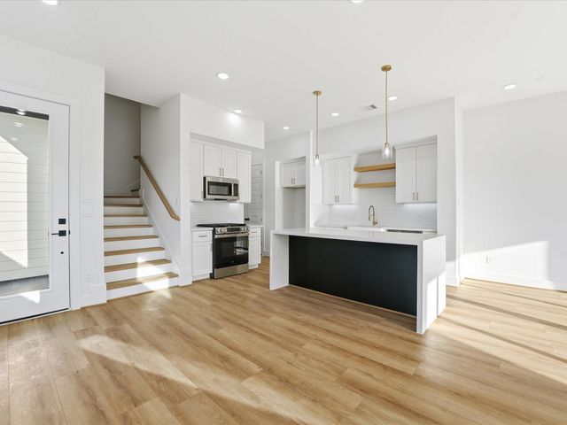 2604 Winbern Street, Houston, TX 77004