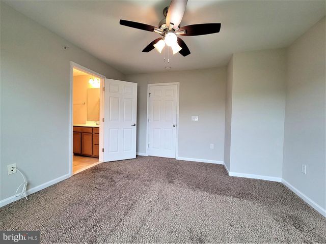 111 SUSAN CIR, North Wales, PA 19454