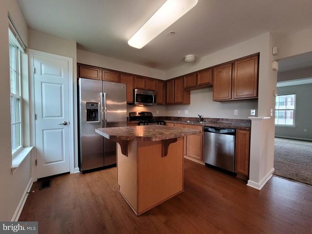 111 SUSAN CIR, North Wales, PA 19454