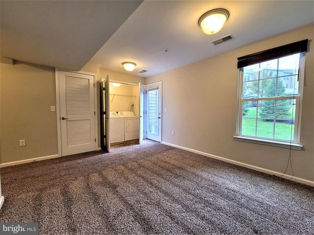 111 SUSAN CIR, North Wales, PA 19454