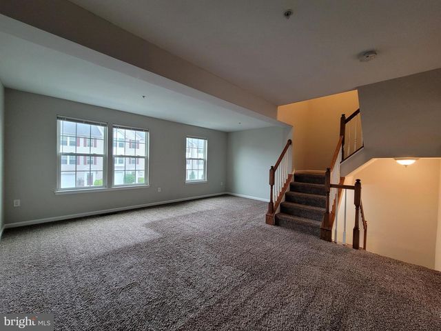 111 SUSAN CIR, North Wales, PA 19454