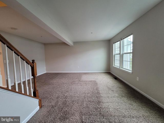 111 SUSAN CIR, North Wales, PA 19454