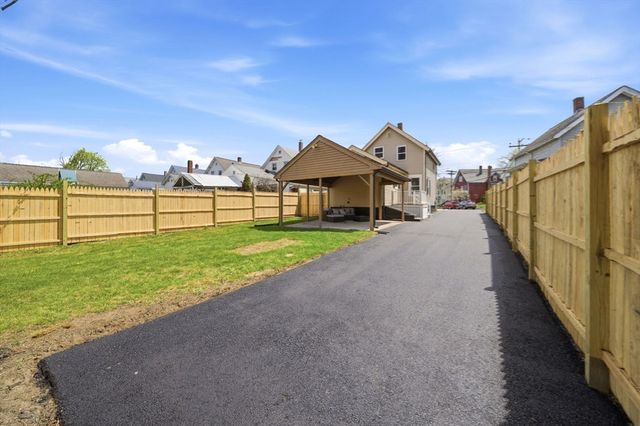 51 Shores St, Taunton, MA 02780
