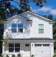3137 BLAKE Avenue, Jacksonville, FL 32218