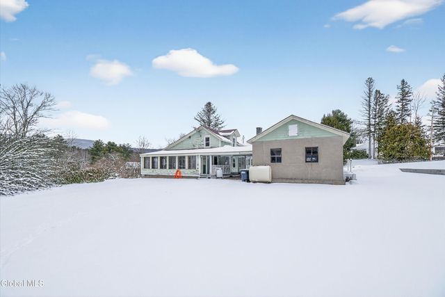 341 W Maple Street, Corinth, NY 12822