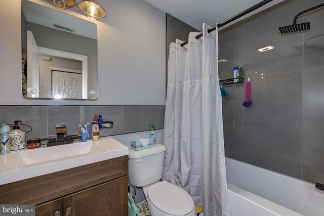 75 SANDRA RD, Voorhees, NJ 08043
