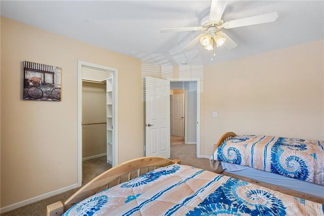 2400 SW Winteroak Court, Lee's Summit, MO 64081