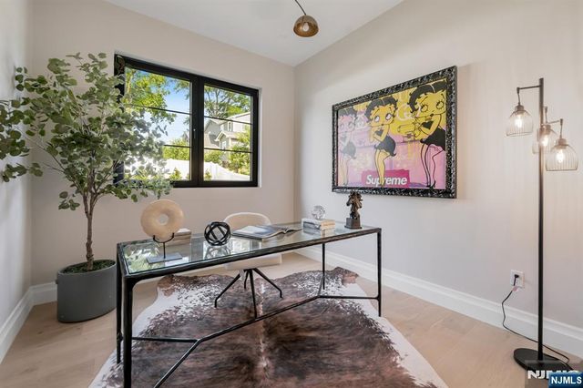 474 Oregon Street, Paramus, NJ 07652